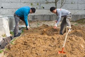  여주 평강제일연수원 식수작업 및 청소